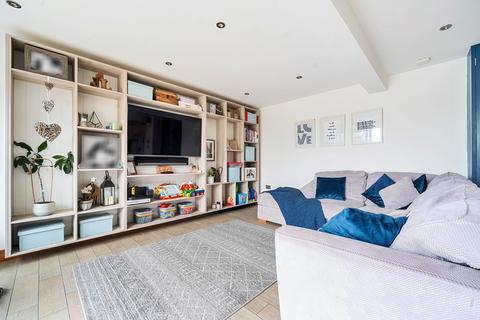 14 Restormel Road, East Looe, Looe, PL13 1EJ