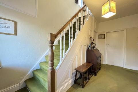 4 bedroom detached house for sale, Kidderminster Road, Hagley, Stourbridge