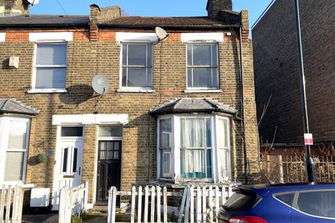 4 bedroom end of terrace house for sale, 21 Steele Road, Tottenham, N17 6YJ