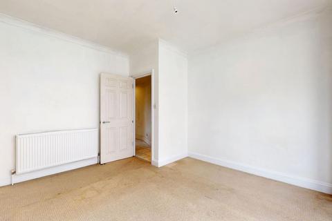 1 bedroom flat for sale, Flat B, 26 Northwood Road, Highgate, N6 5TP