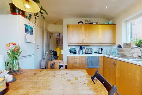 2 bedroom flat for sale, 29 Tivoli Road, Crouch End, N8 8RE