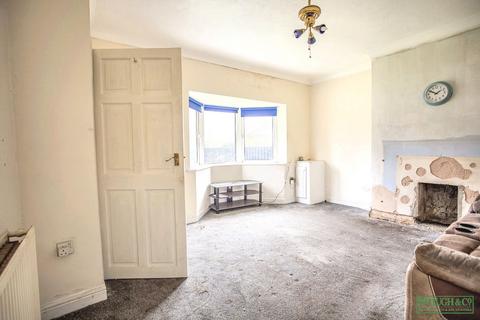 3 bedroom semi-detached house for sale, 109 Southfield Drive, Westhoughton, Bolton, BL5 2NH