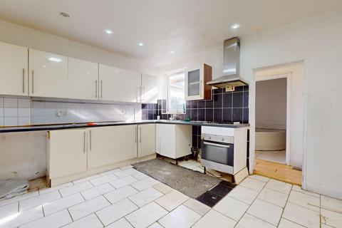 2 bedroom terraced house for sale, 132 Haig Road East, Plaistow, E13 9LP