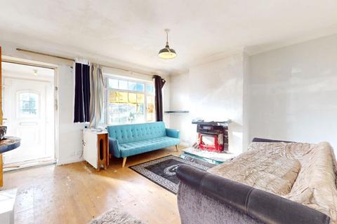 2 bedroom maisonette for sale, 36 Daleham Drive, Uxbridge, Middlesex, UB8 3HW