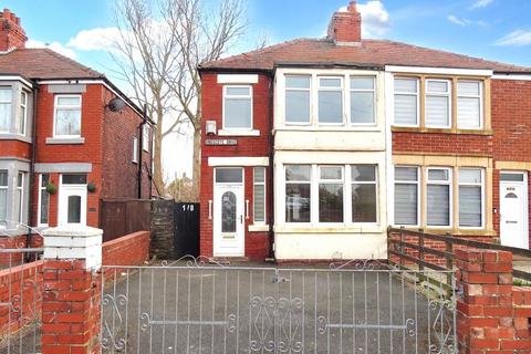 3 bedroom semi-detached house for sale, 170 Kingscote Drive, Blackpool, FY3 7EN