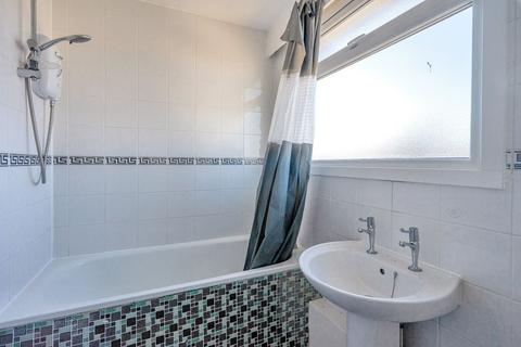 1 Penn Gardens, Romford, RM5 2JF