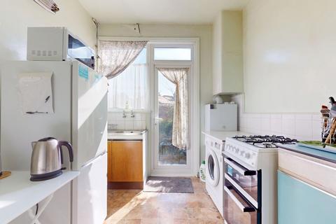 3 bedroom semi-detached house for sale, 40 Redston Road, Crouch End, N8 7HJ