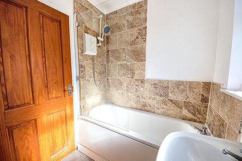 65 Bright Street, Swindon, SN2 8BX