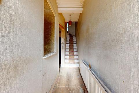 13 Charnwood Road, London, SE25 6NT