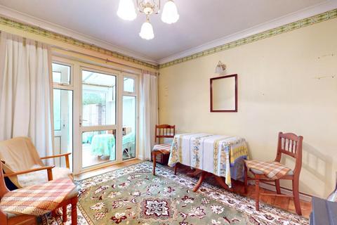 4 bedroom end of terrace house for sale, 14 Pretoria Road, North Chingford, E4 7HA