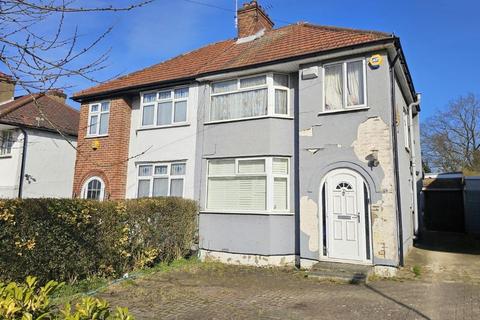 3 bedroom semi-detached house for sale, 22 Mount Grove, Edgware, HA8 9SX