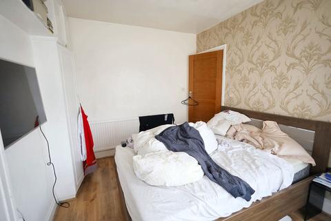 22 Mount Grove, Edgware, HA8 9SX