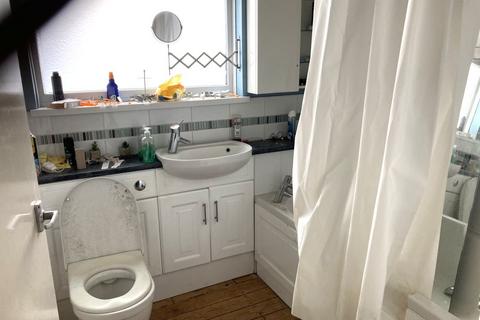 49 Adelaide Road, Southampton, SO17 2HU