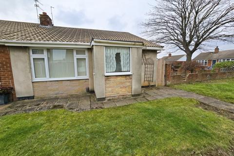 2 bedroom bungalow for sale, Helmsley Lawn, Redcar, TS10