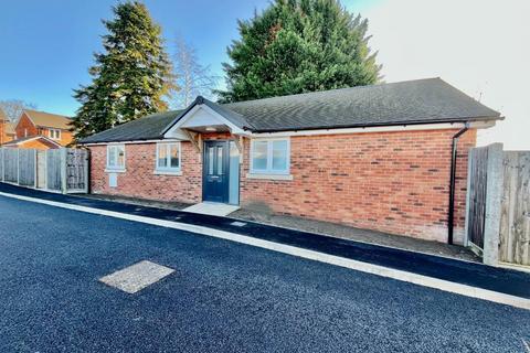 3 bedroom detached bungalow for sale, Stirling View, Lakenheath IP27