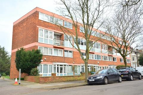 2 bedroom apartment to rent, Pinelands Close, St. Johns Park, London, SE3