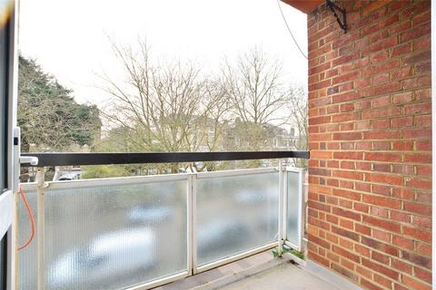 2 bedroom apartment to rent, Pinelands Close, St. Johns Park, London, SE3