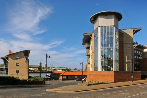 3 bedroom apartment to rent, River View, Low Street, Sunderland, SR1