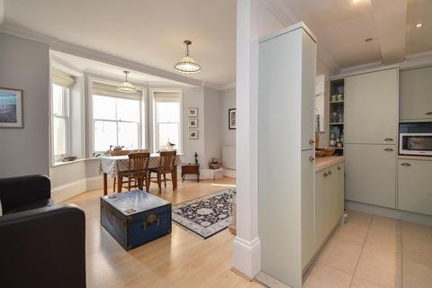 2 bedroom flat for sale, Warrior Square, St. Leonards-On-Sea