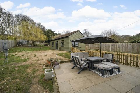 3 bedroom bungalow for sale, Flordon Road, Creeting St. Mary, Ipswich