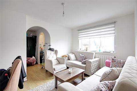 1 bedroom flat for sale, Waddington Close, Enfield, EN1