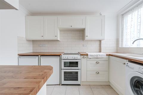 1 bedroom flat for sale, St Georges Gardens, Church Walk, Worthing, West Sussex, BN11