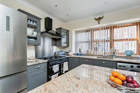 Bryn Hyfryd Mount Pleasant, Denbigh, LL16 3LS