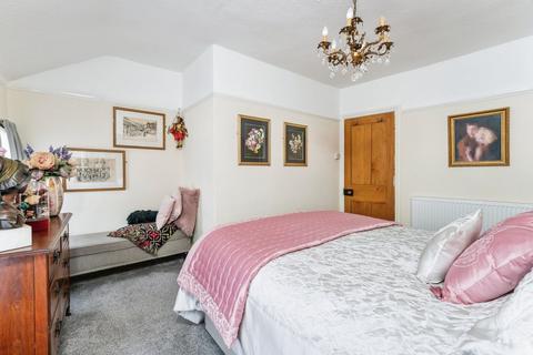 Bryn Hyfryd Mount Pleasant, Denbigh, LL16 3LS