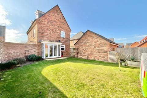 4 bedroom detached house for sale, Orwell Road, Market Drayton, TF9
