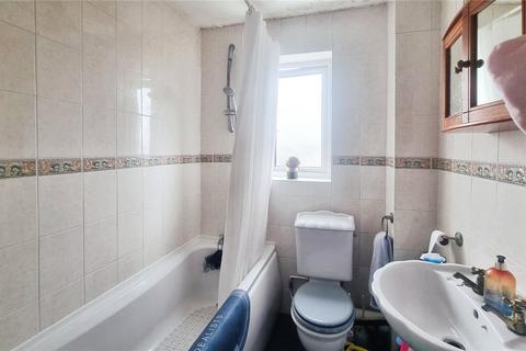 41 Basil Close, Swindon, SN2 2TY