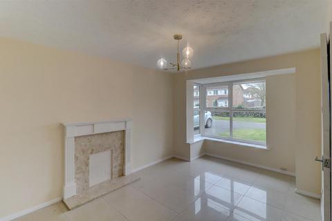 4 bedroom detached house to rent, Jewsbury Way, Leicester LE3