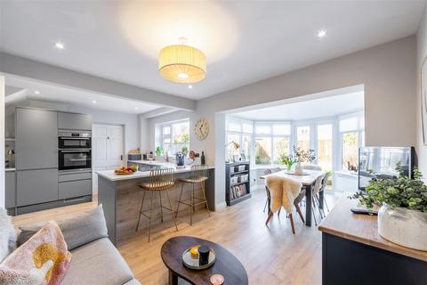 6 Austral Place, Wideopen, Newcastle Upon Tyne, NE13 7HH
