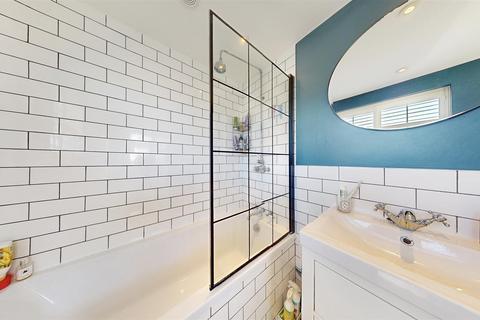 6 Austral Place, Wideopen, Newcastle Upon Tyne, NE13 7HH