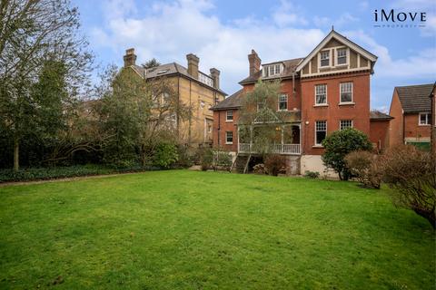 1 bedroom flat for sale, Harold Road, London SE19