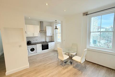 2 bedroom flat to rent, Albion Parade, London, N16