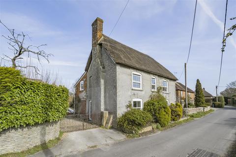 5 bedroom detached house for sale, Bottlesford, Pewsey