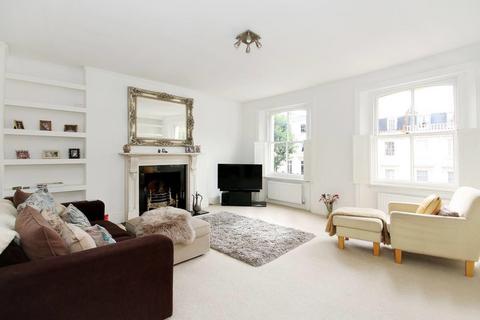 3 bedroom flat to rent, Hampstead Hill Gardens, London NW3