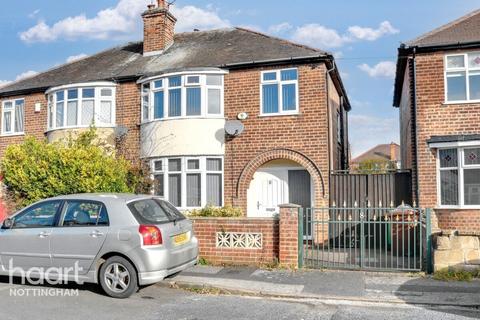 3 bedroom semi-detached house to rent, Westholme Gardens, Nottingham