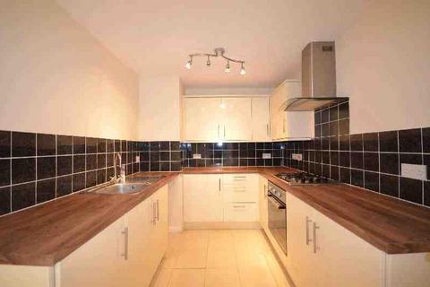 2 bedroom flat to rent, Ashford Road, Hastings