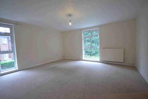 2 bedroom flat to rent, Ashford Road, Hastings