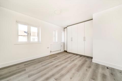 undefined, Stanley Road, Hounslow TW3