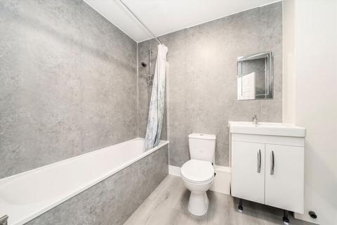 undefined, Stanley Road, Hounslow TW3