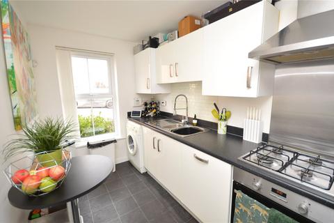 3 bedroom townhouse for sale, Woodside Court, Middleton, Leeds, West Yorkshire