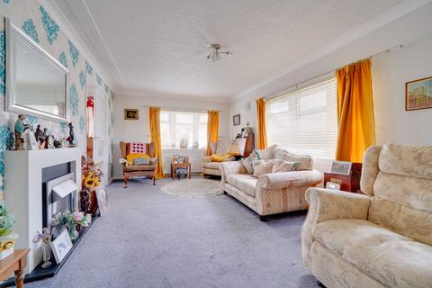 2 bedroom park home for sale, Berkeley Green, St. Ives, Cambridgeshire, PE27