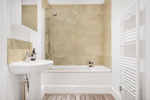 1 bedroom apartment for sale, Evesham Road, Cheltenham, Gloucestershire, GL52
