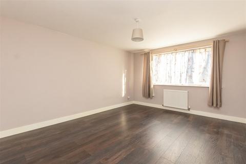 2 bedroom maisonette to rent, Smithy Crescent, Nottingham NG5