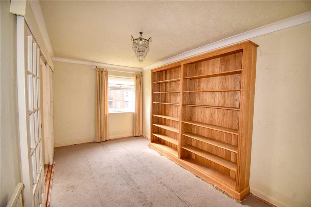 Bedroom 3 / Dining