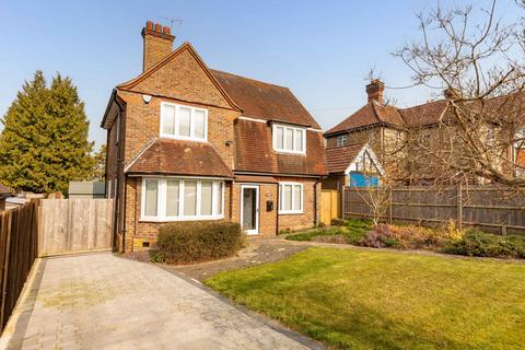 3 bedroom detached house for sale, Cranston Road, East Grinstead RH19