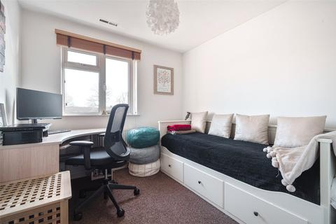 41 Appletree Way, Owlsmoor, Sandhurst, GU47 0UD