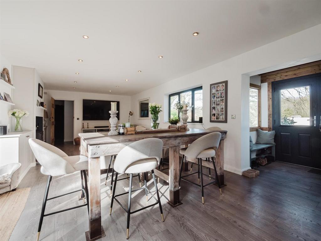 Living and Dining Area